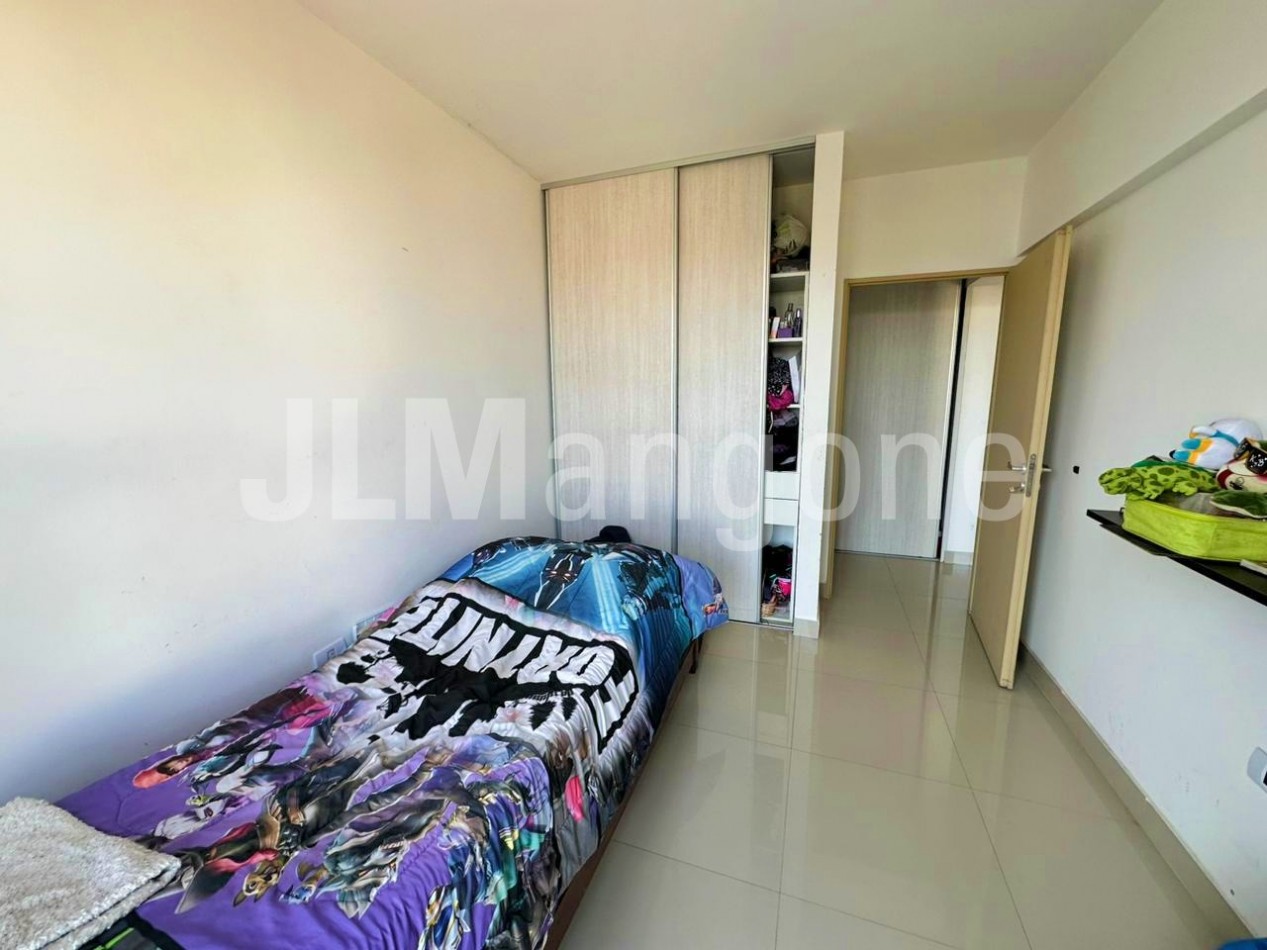 Departamento 3 amb con cochera y terraza privada