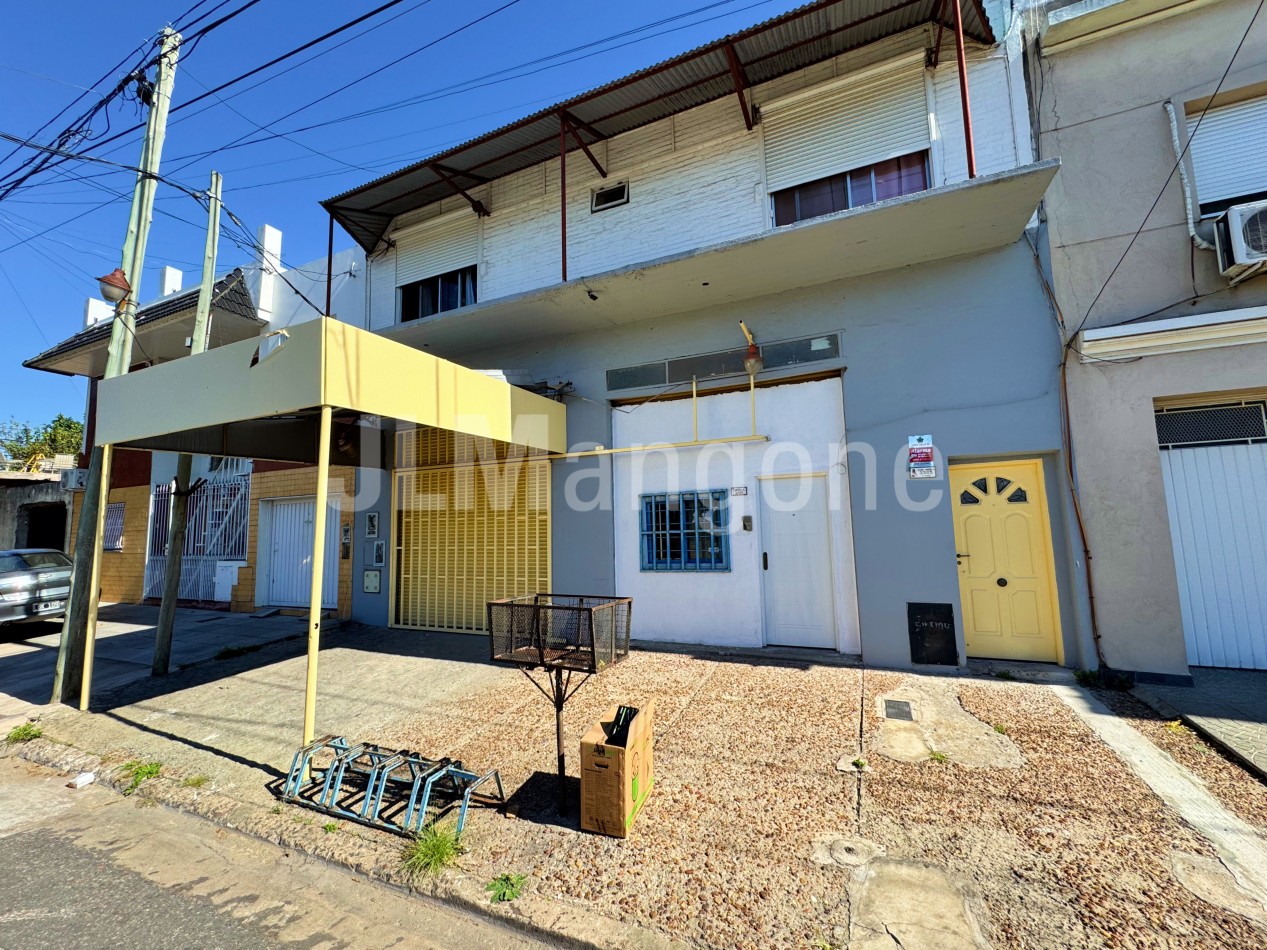 Local 300 m2 con doble entrada