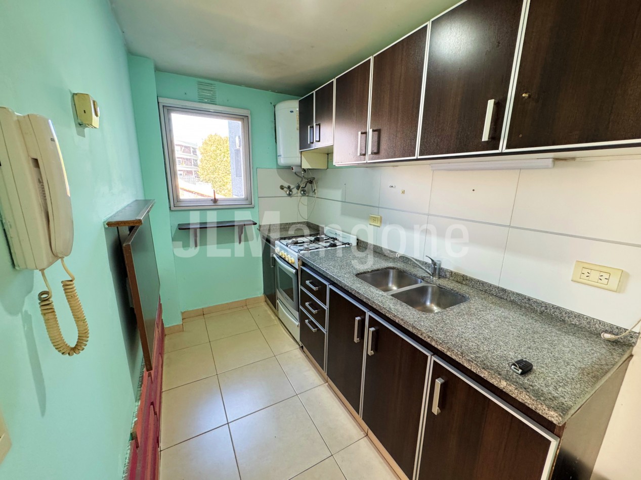 Departamento 3 ambientes con balcon