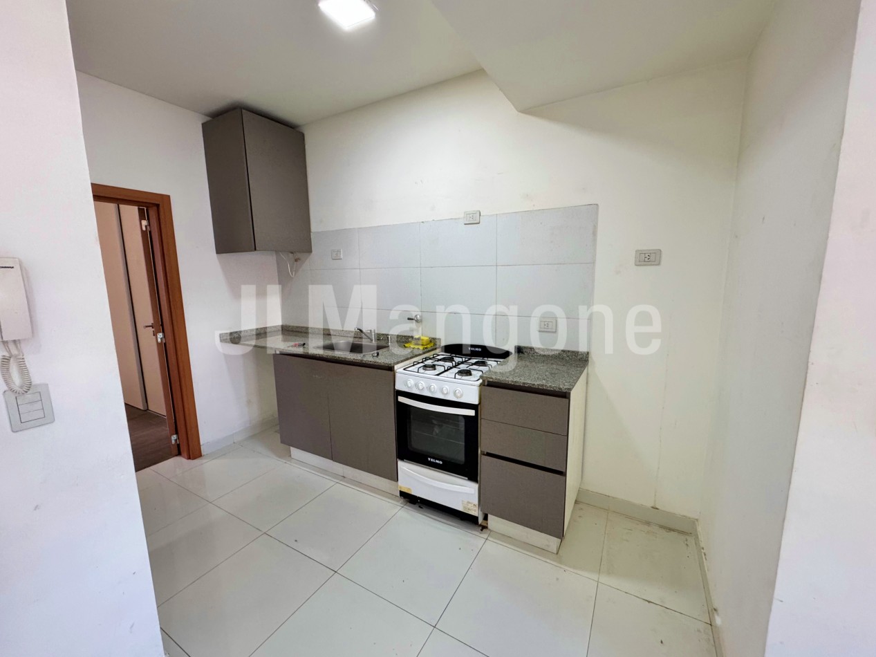 Departamento 2 amb con cochera doble