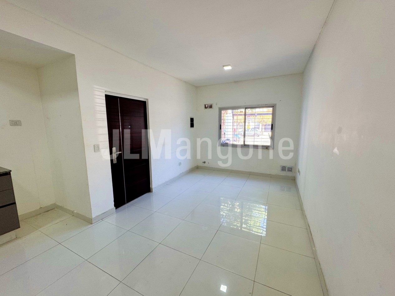 Departamento 2 amb con cochera doble
