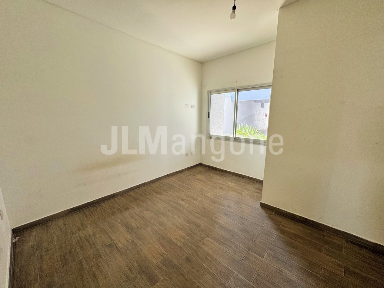 Departamento 2 amb con cochera doble