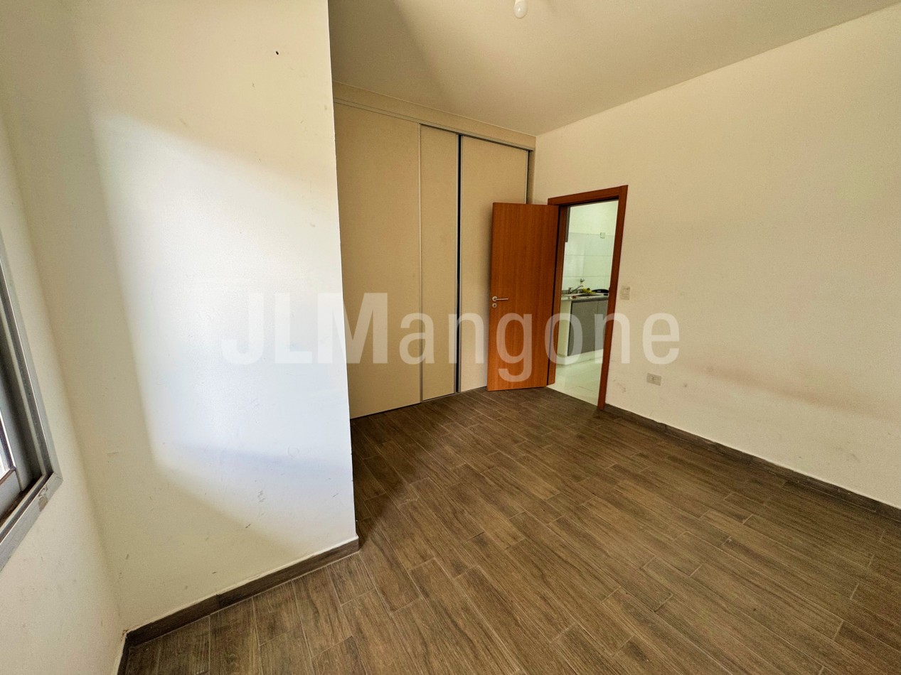 Departamento 2 amb con cochera doble