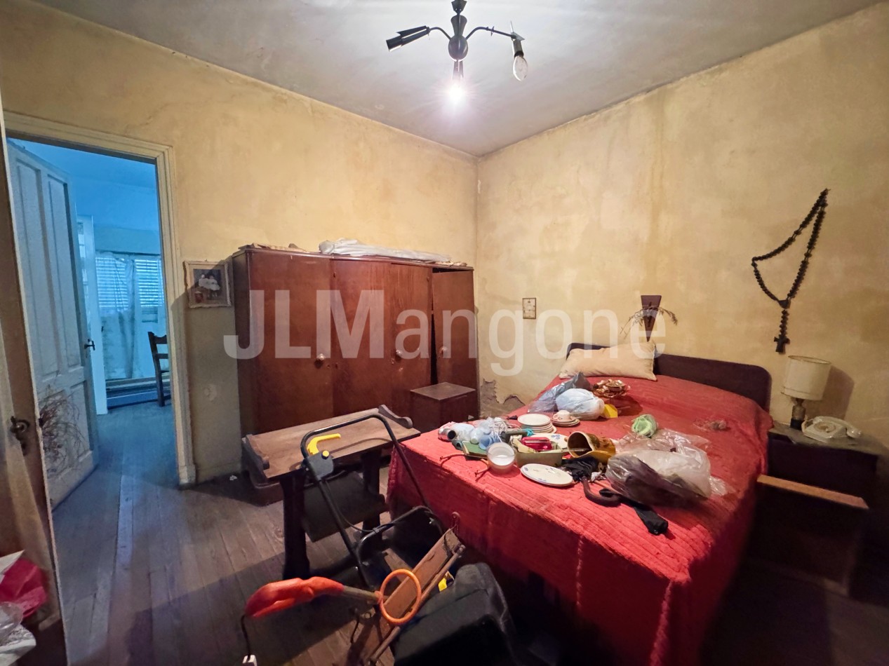 Casa 3 ambientes a refaccionar