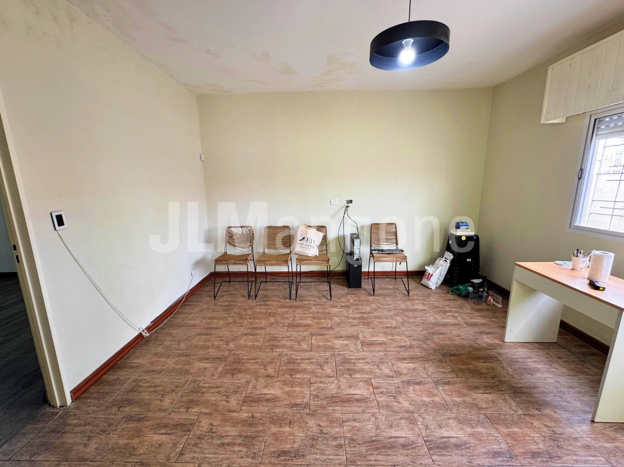 Casa 4 amb con cocheras, parque y piscina