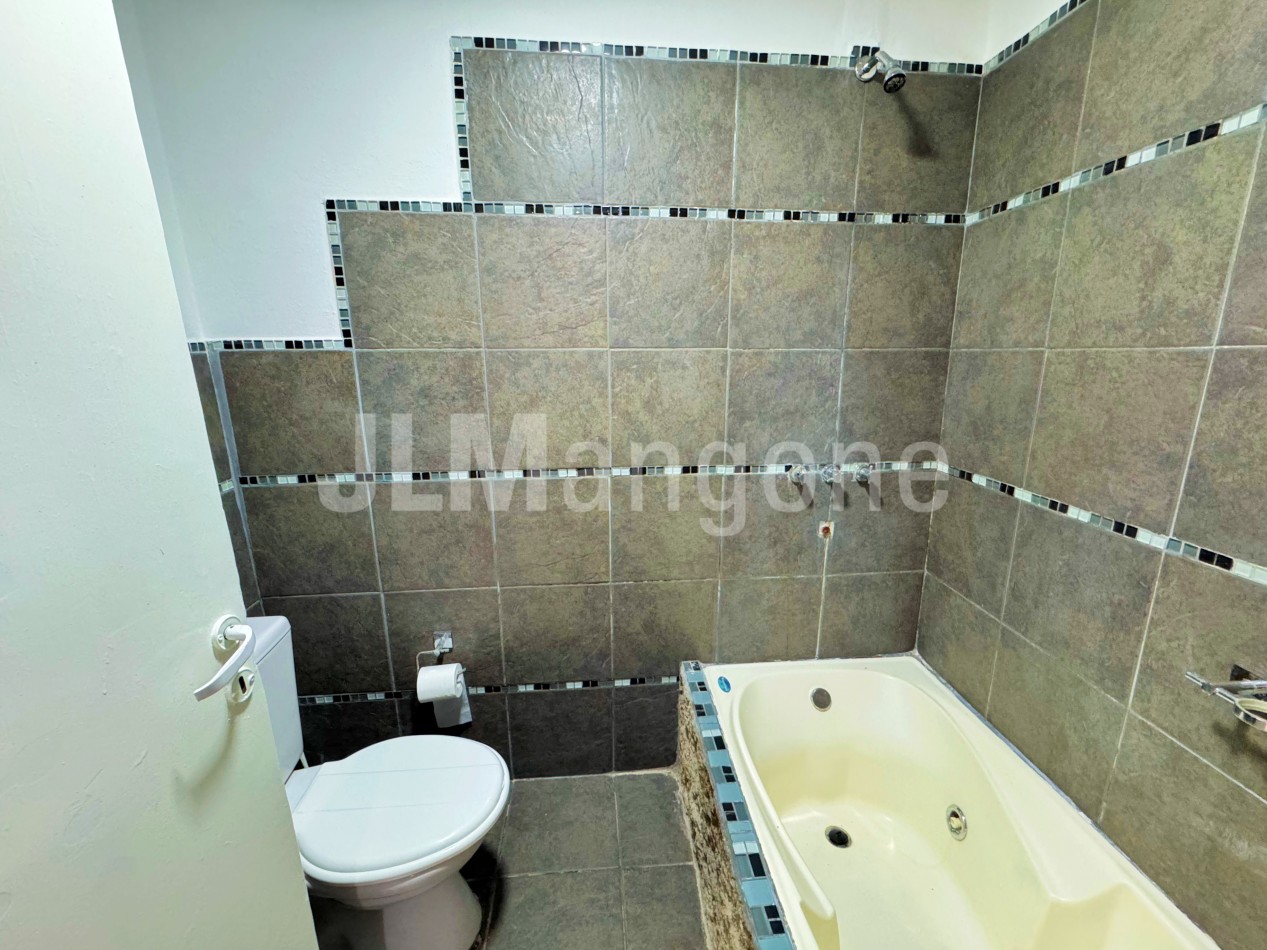 Ph 2 ambientes con patio y jardin