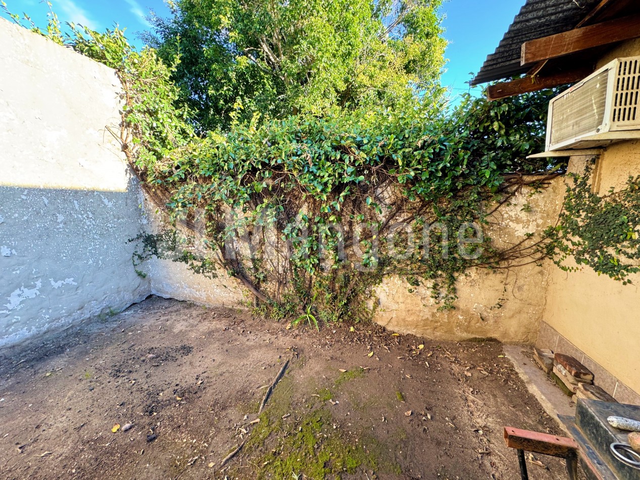 Ph 2 ambientes con patio y jardin