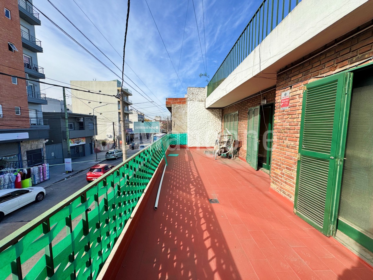 Ph 4 ambientes apto comercial o profesional