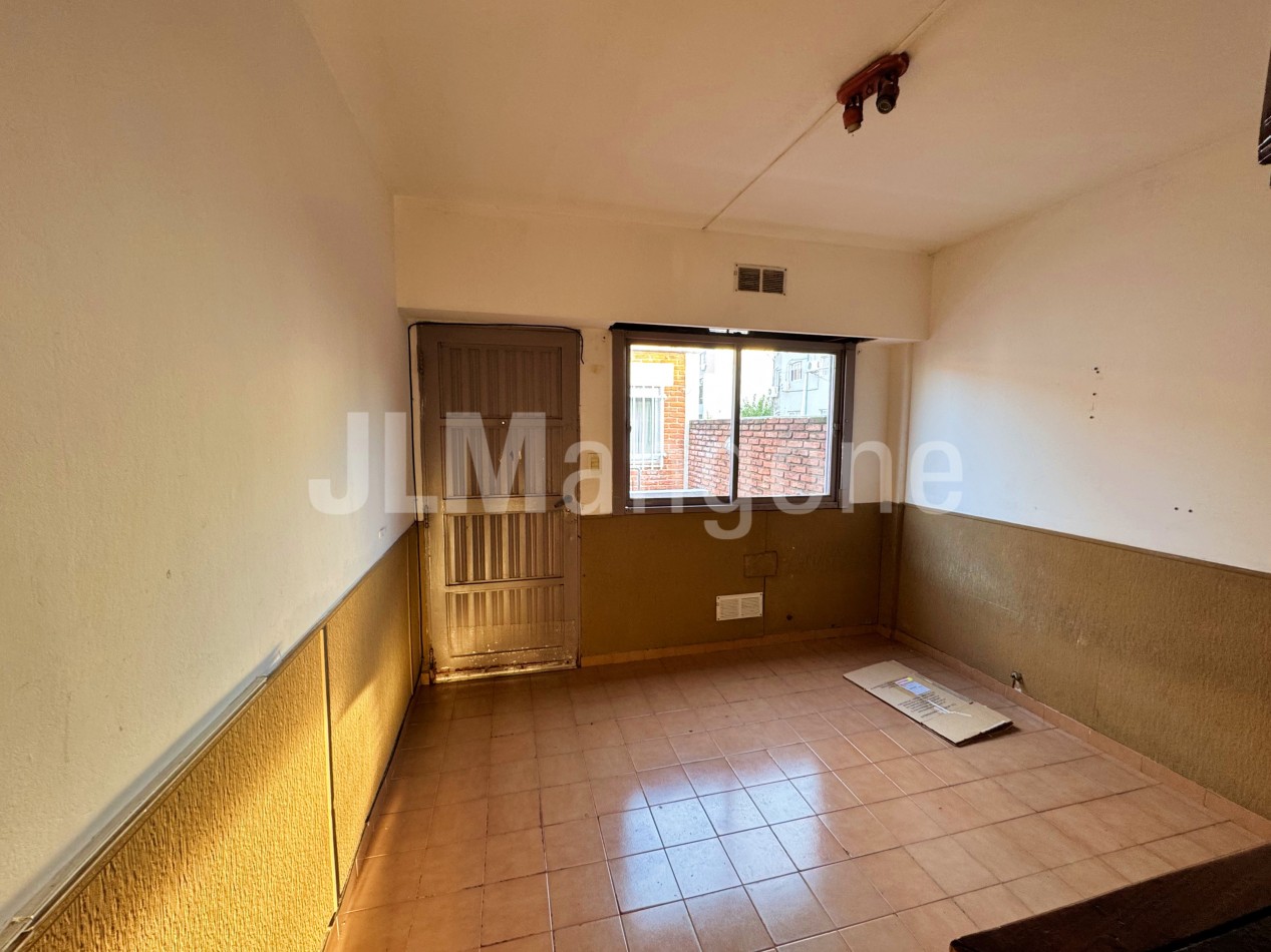 Departamento 2 ambientes con balcon