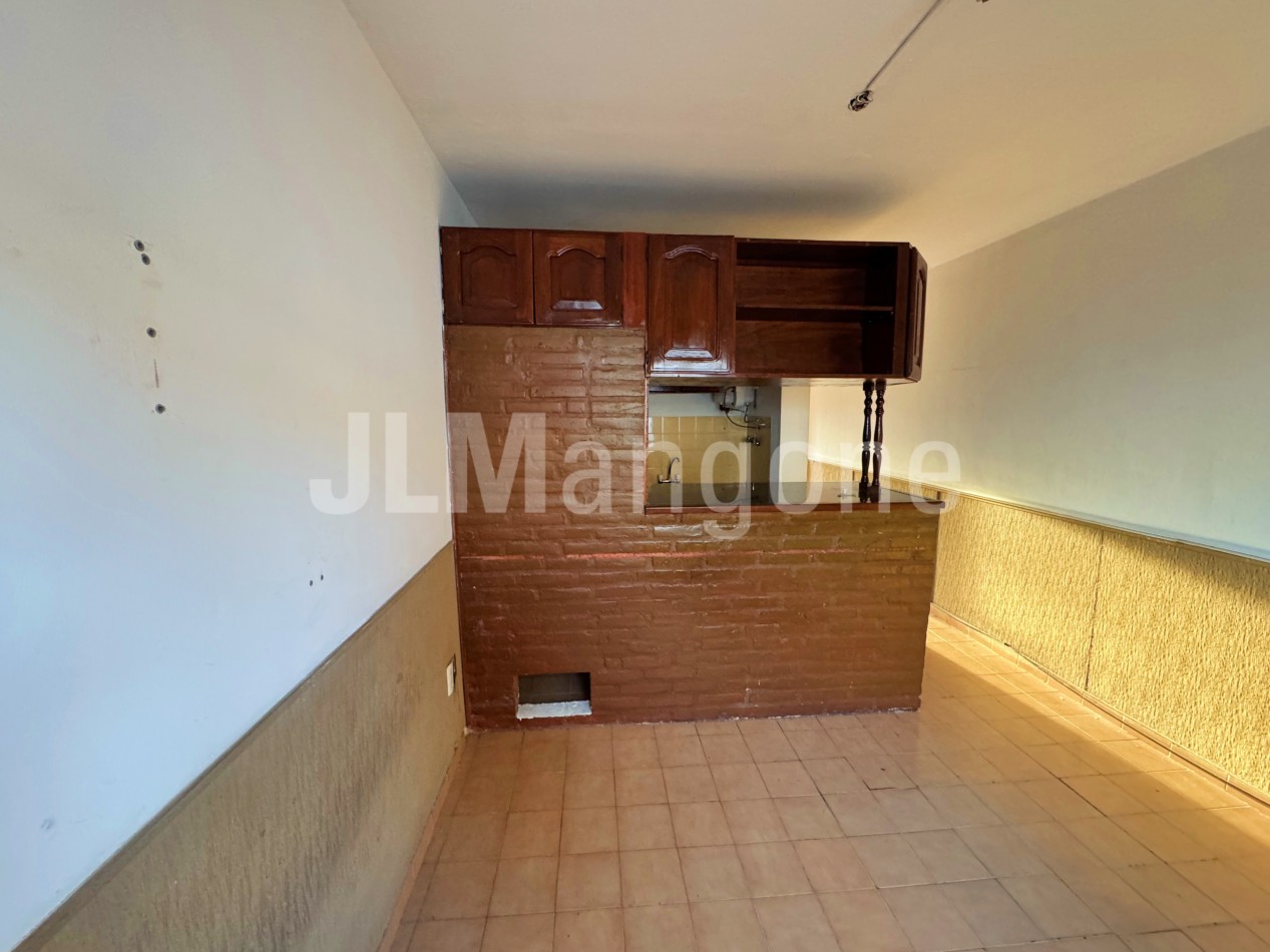 Departamento 2 ambientes con balcon