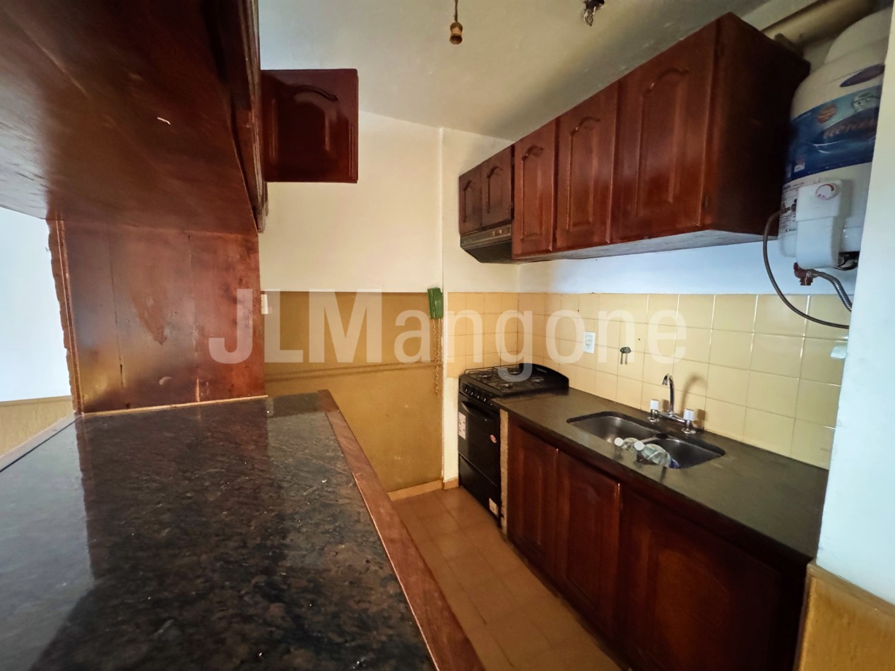 Departamento 2 ambientes con balcon