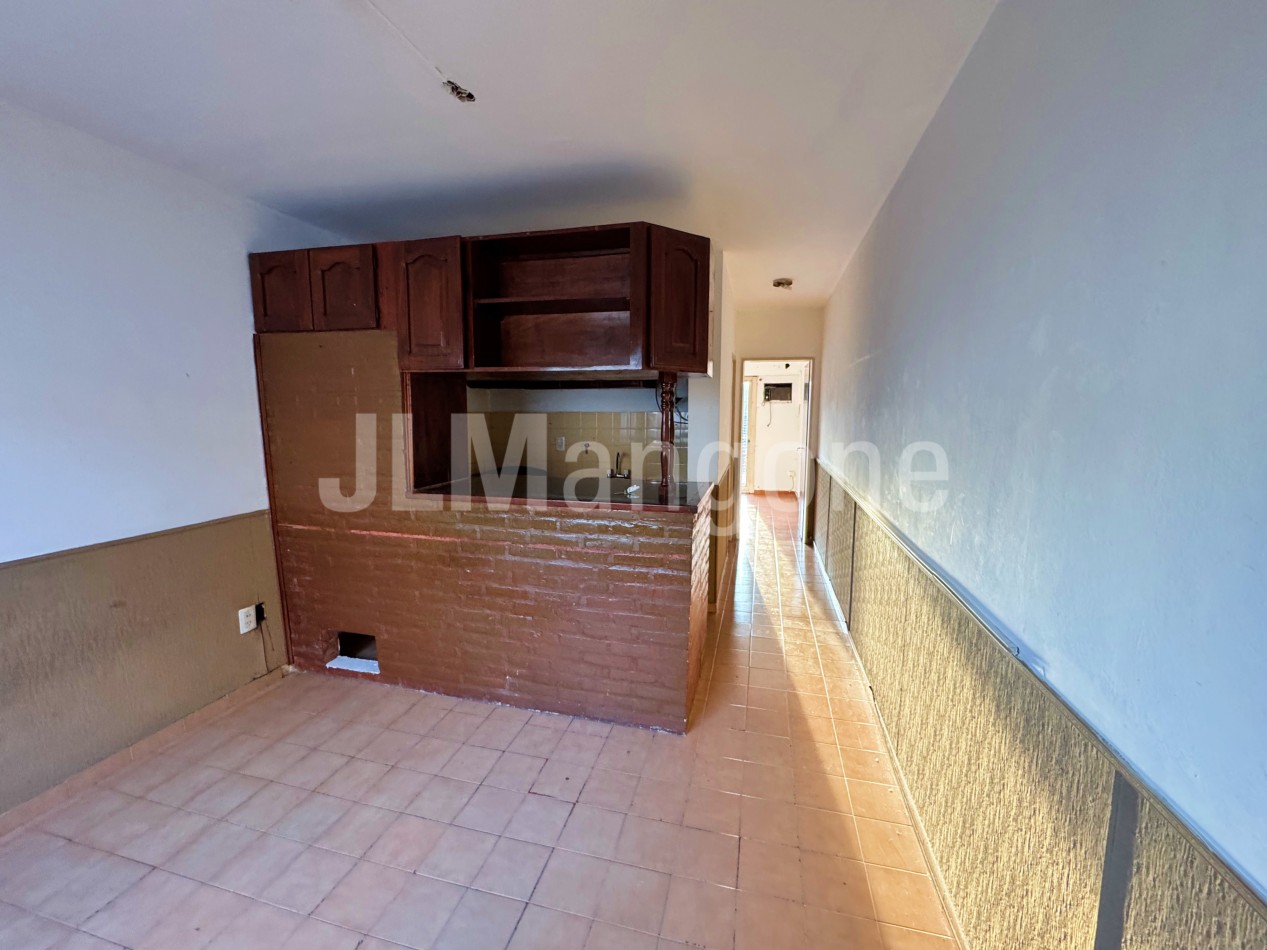 Departamento 2 ambientes con balcon
