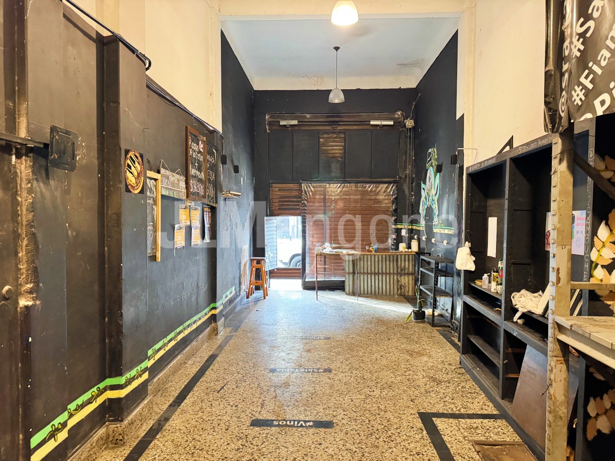 Local 45 m2 con subsuelo