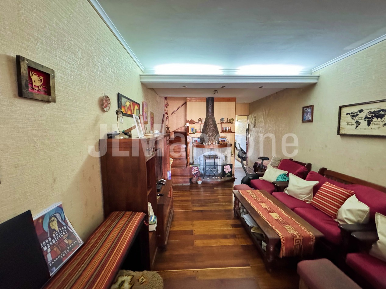 Duplex 4 amb con cochera y patio
