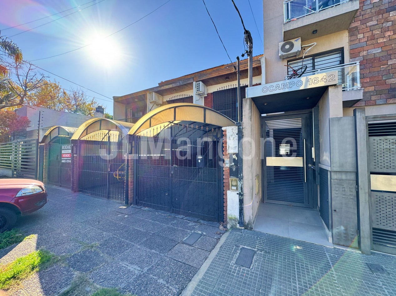 Duplex 4 amb con cochera y patio