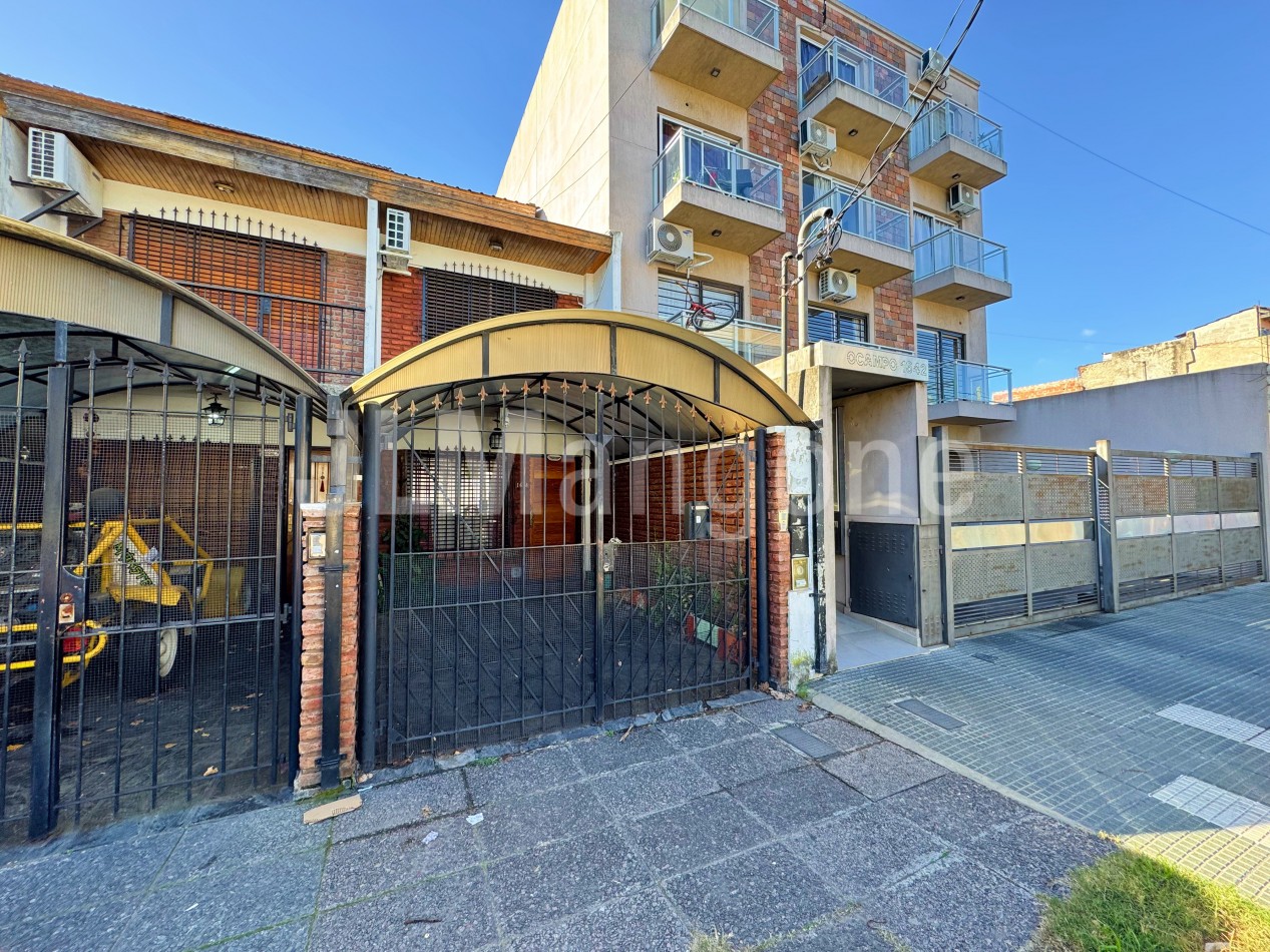 Duplex 4 amb con cochera y patio