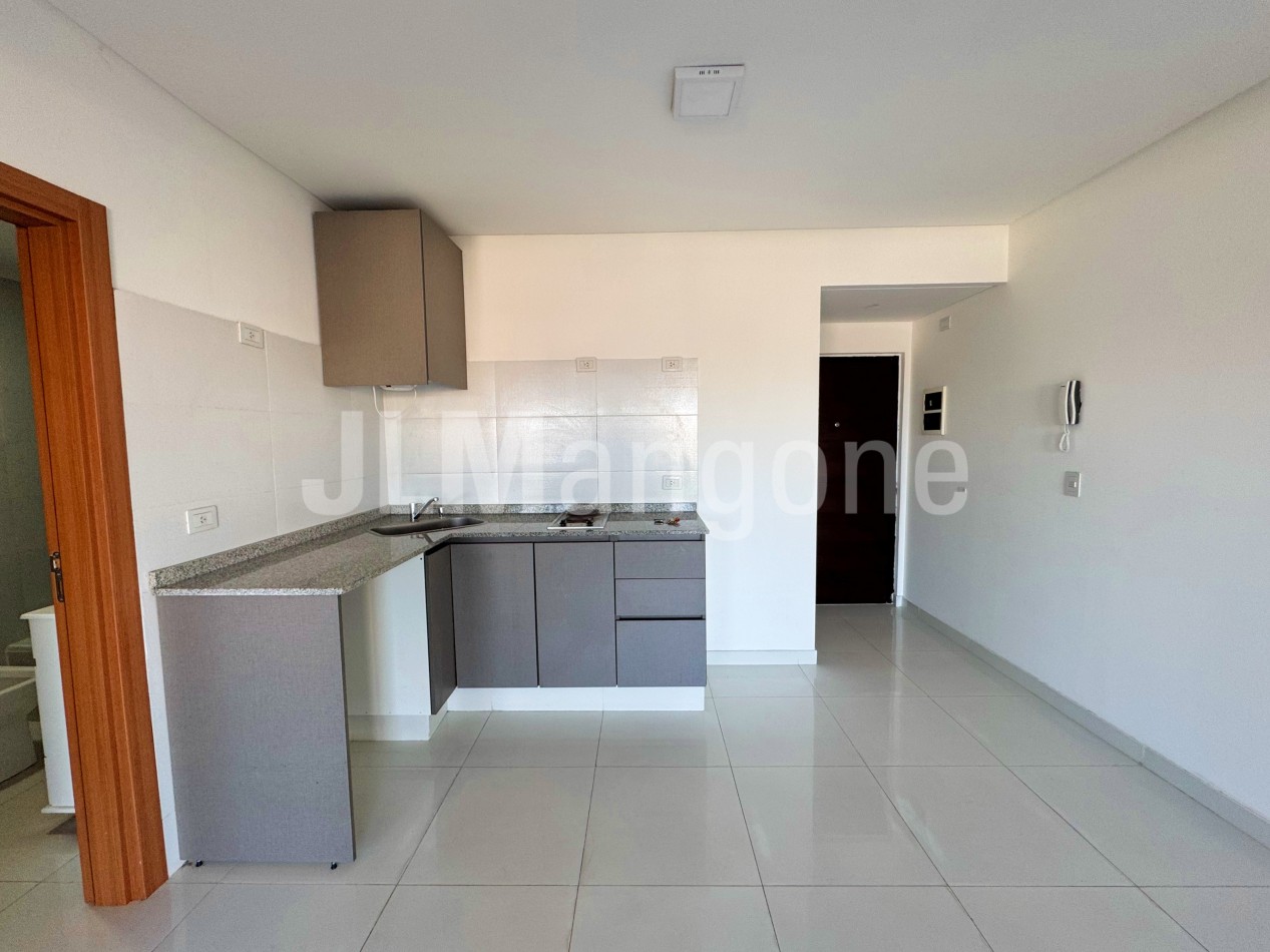 Departamento 1 amb con cochera y balcon