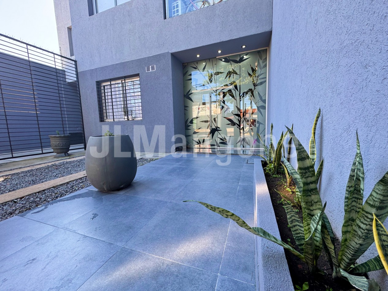 Departamento 1 amb con cochera y balcon
