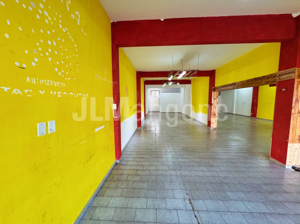 Locales 160 m2 en San Justo Centro