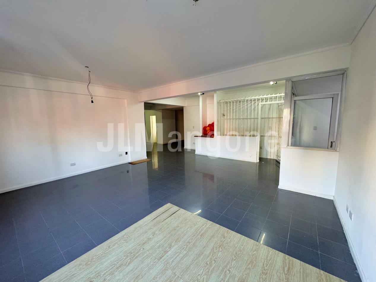 Oficinas + Local comercial (169 m2)