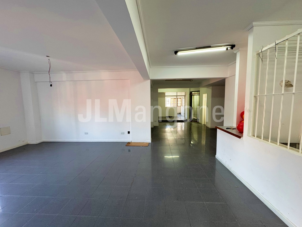 Oficinas + Local comercial (169 m2)