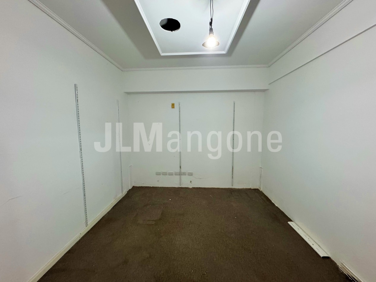 Oficinas + Local comercial (169 m2)