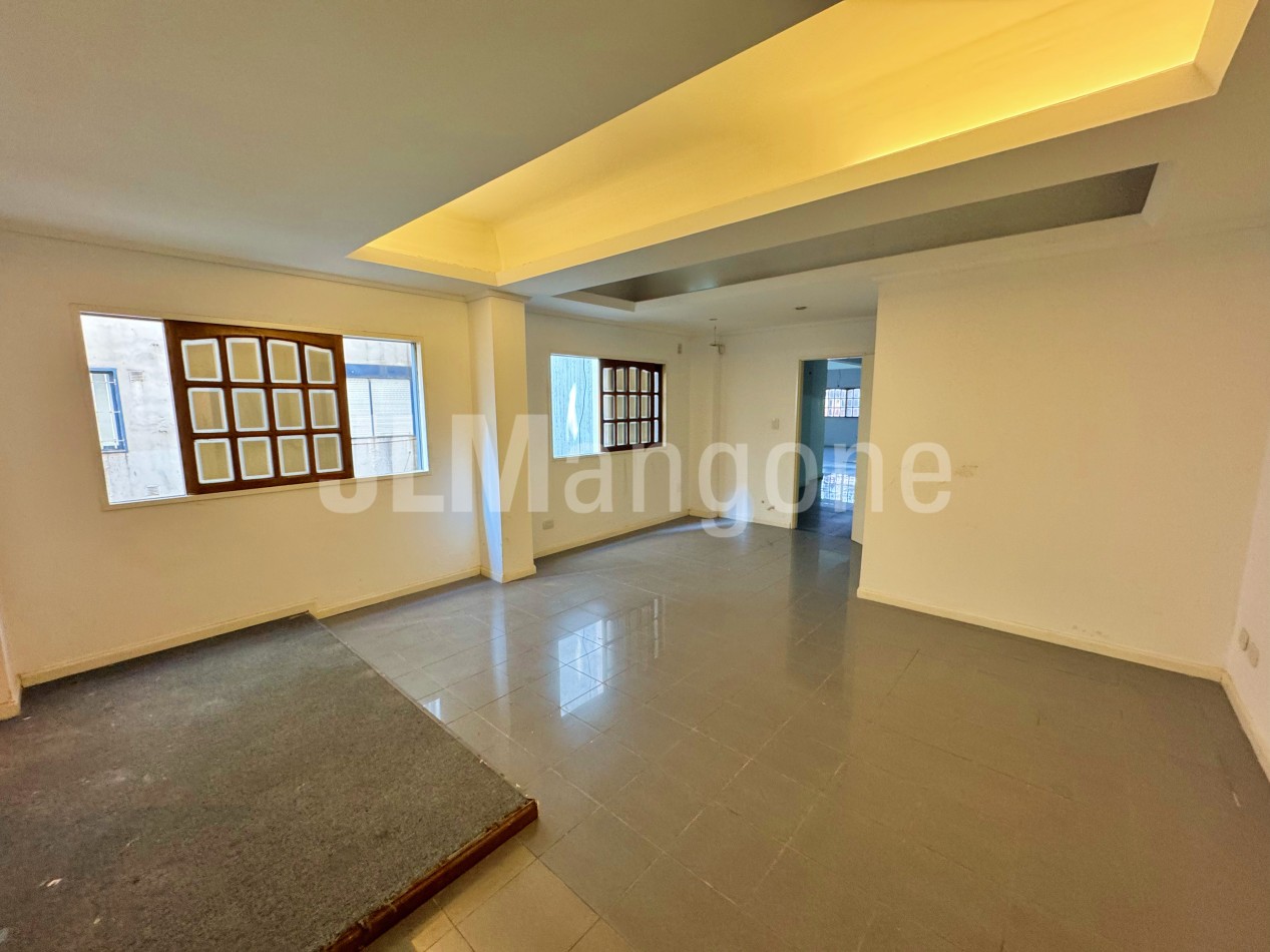 Oficinas + Local comercial (169 m2)