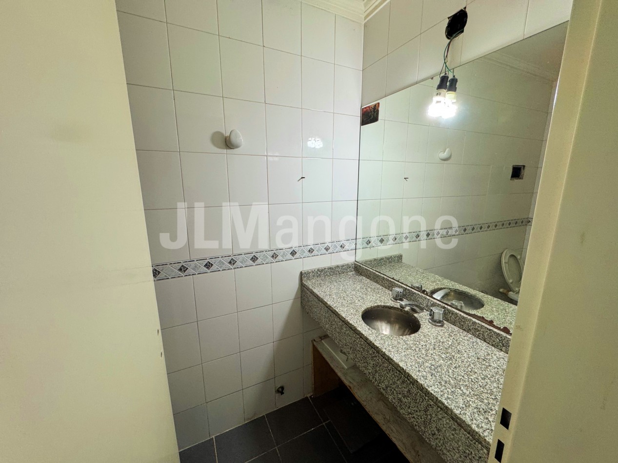 Oficinas + Local comercial (169 m2)