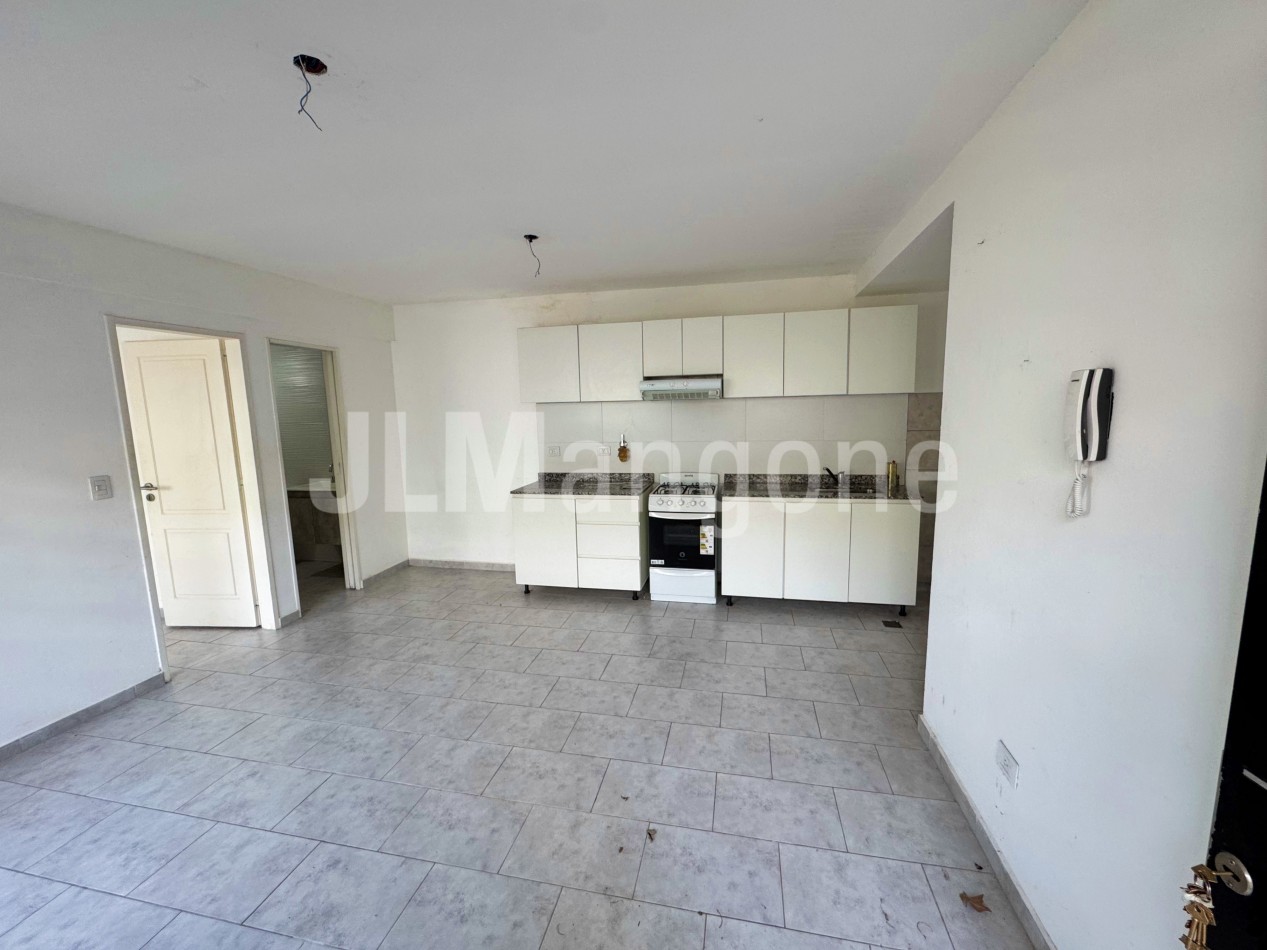 Departamento 2 amb en planta baja