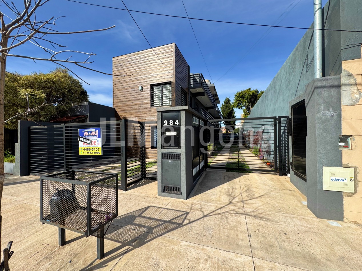 Departamento 2 amb en planta baja