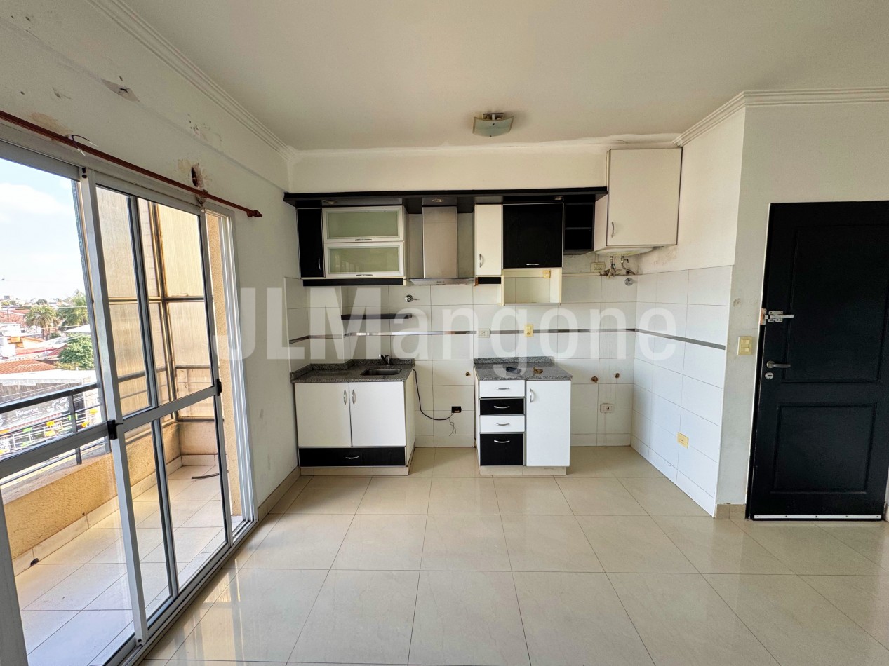 Departamento 3 amb con cocheras (2) y balcon