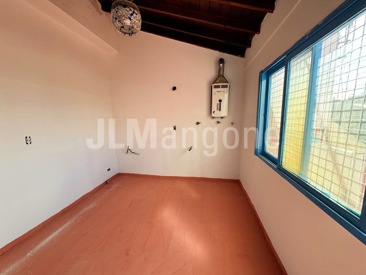 Ph 3 ambientes con patio y terraza