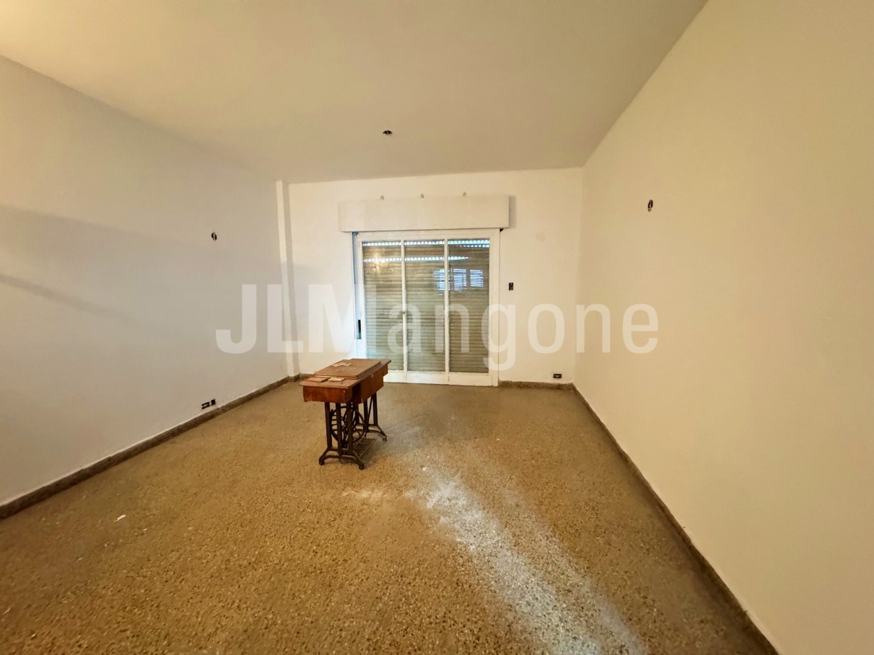 Ph 3 ambientes con patio y terraza