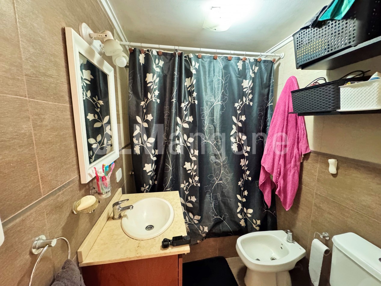 Departamento 2 amb con cochera y balcon