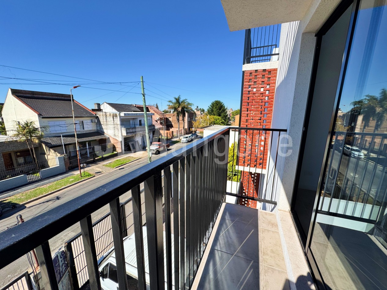Departamento 2 ambientes con balcon, a estrenar