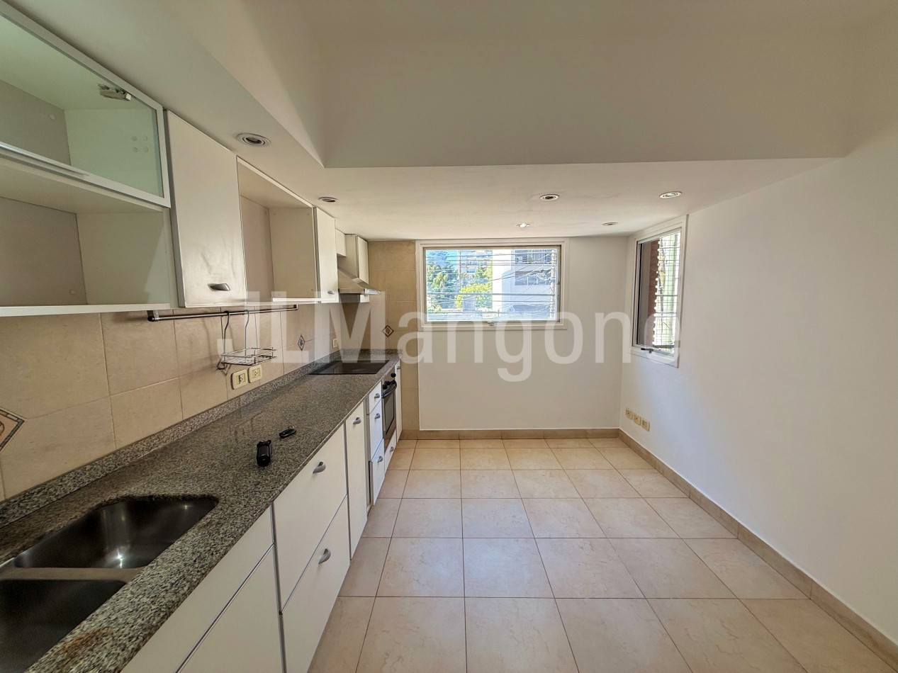Depto 3 ambientes con cocheras (2) y amenities