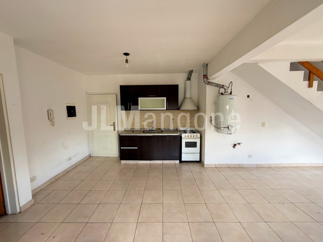Duplex 2 ambientes divisible