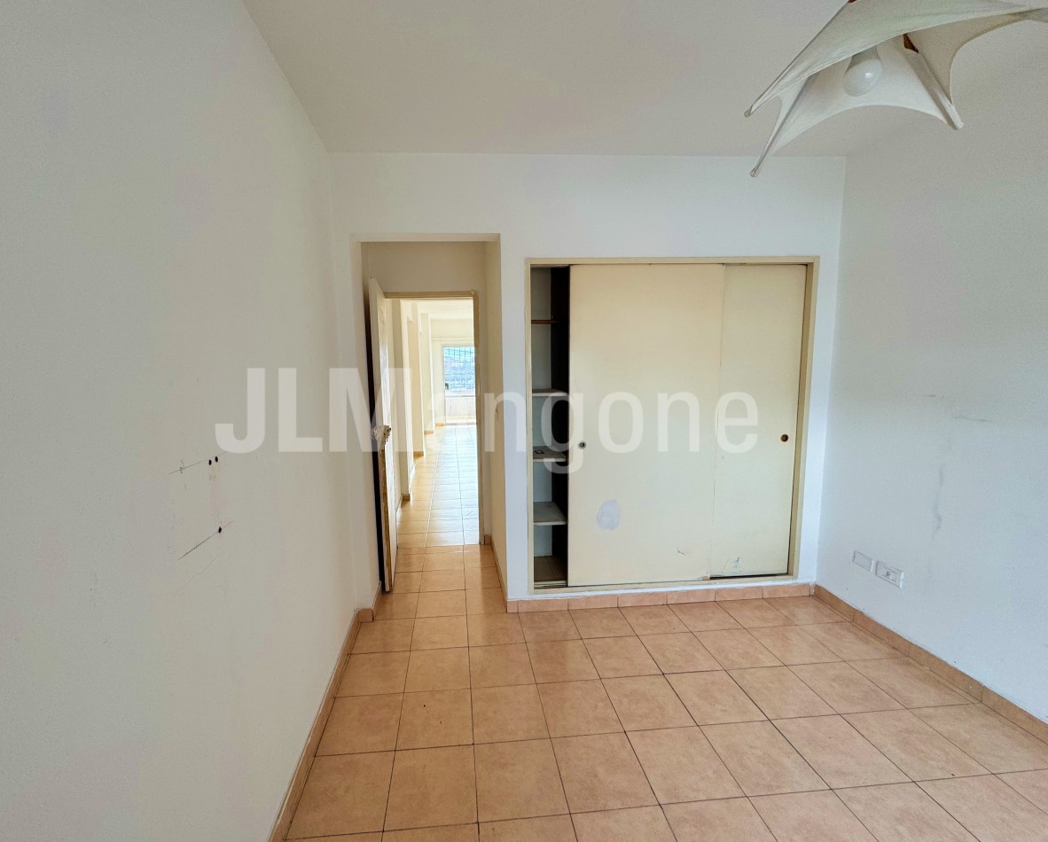 Departamento 2 ambientes con balcon