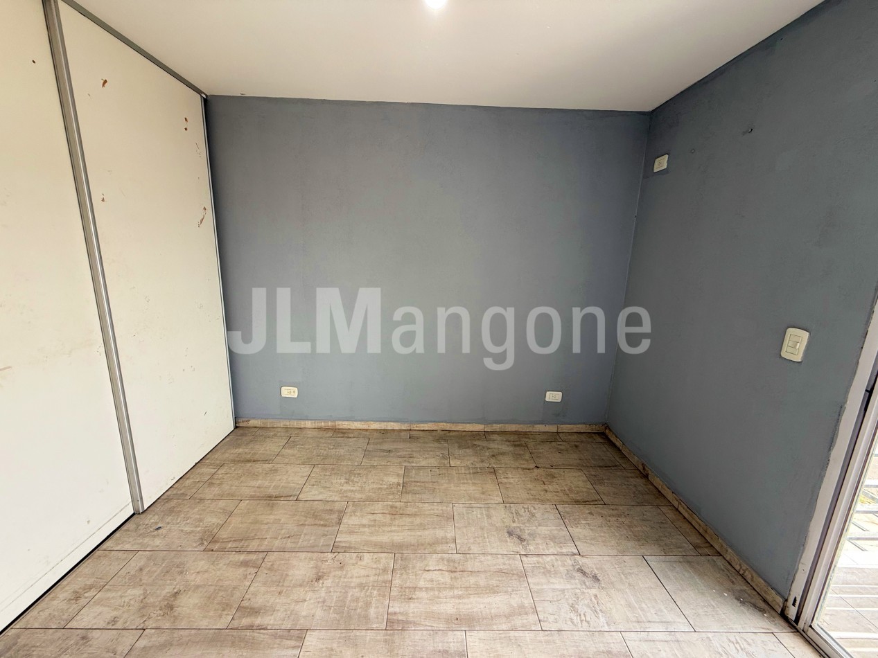 Departamento 2 ambientes con cochera