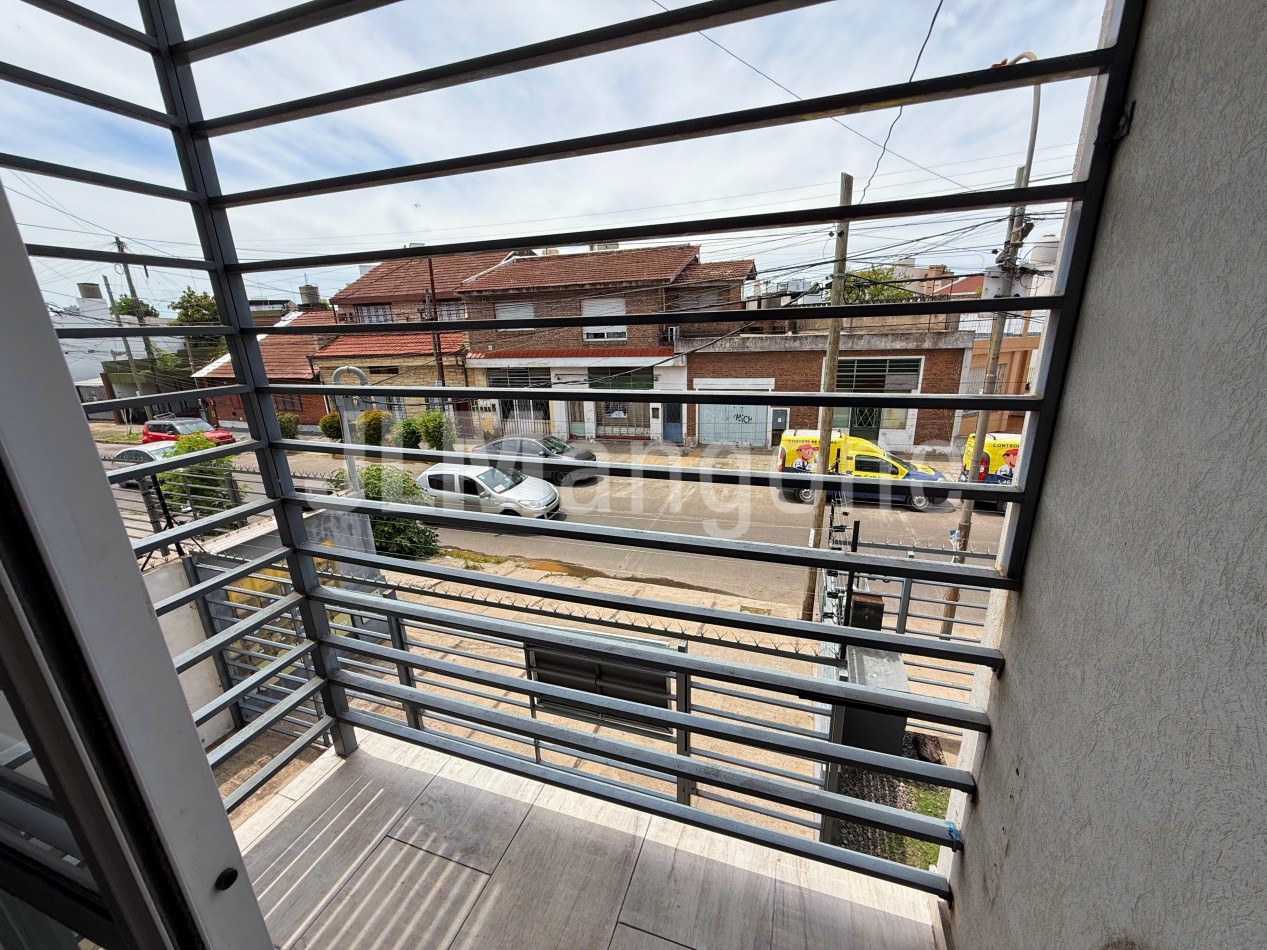 Departamento 2 ambientes con cochera