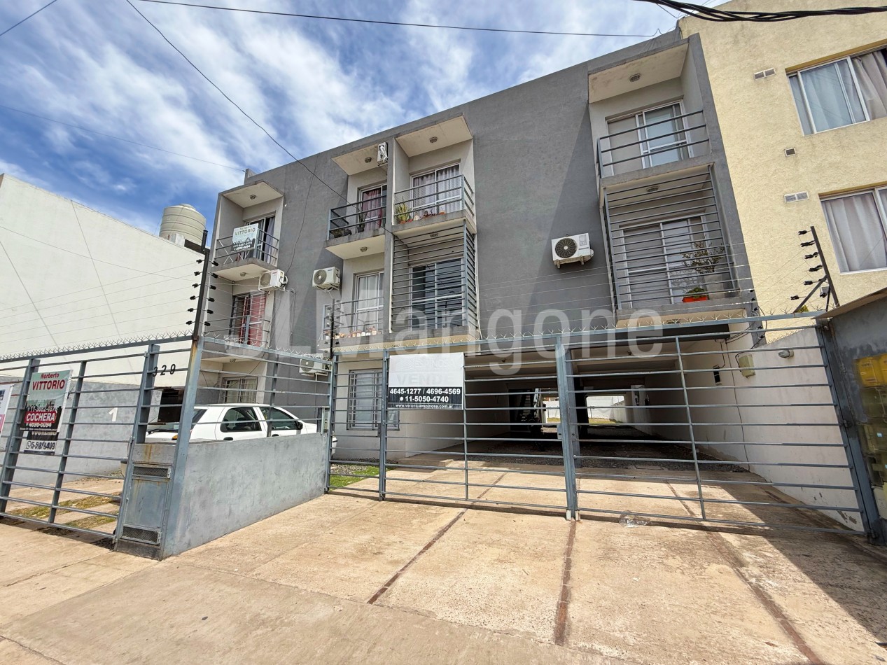 Departamento 2 ambientes con cochera