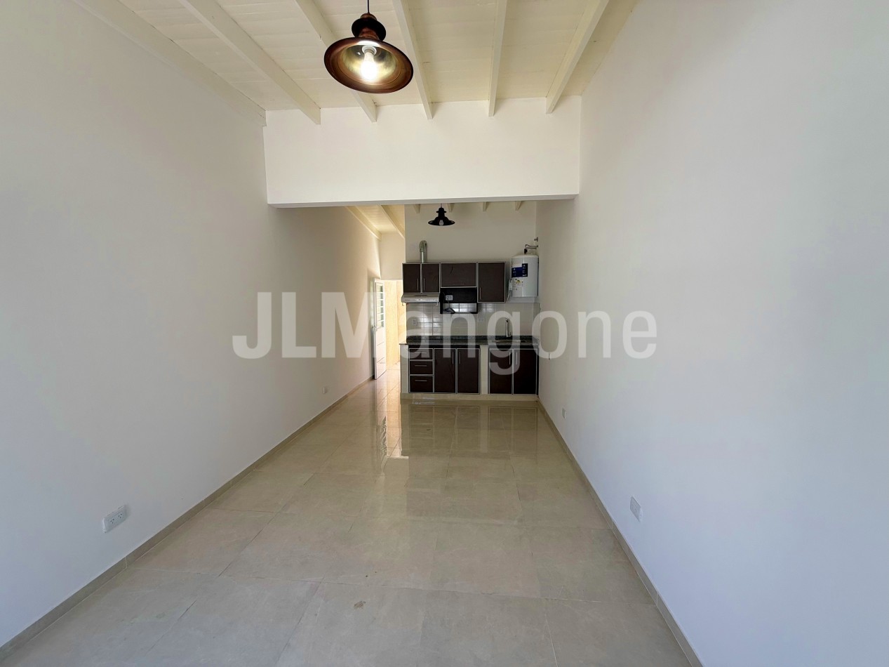 Departamento 1 ambiente a estrenar, con patio