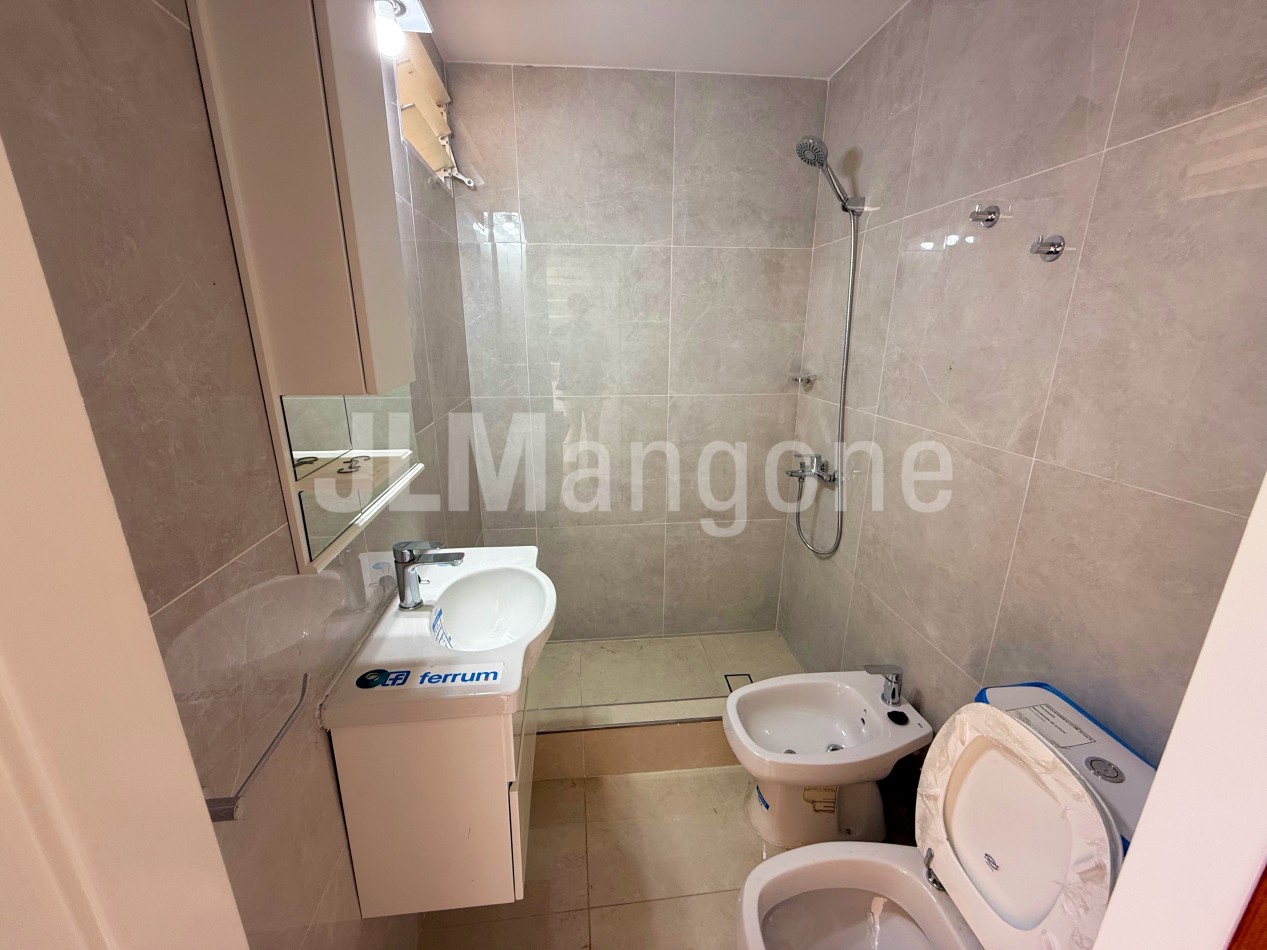 Departamento 1 ambiente a estrenar, con patio