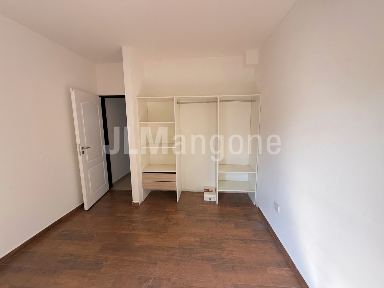 Departamento 2 ambientes con cochera