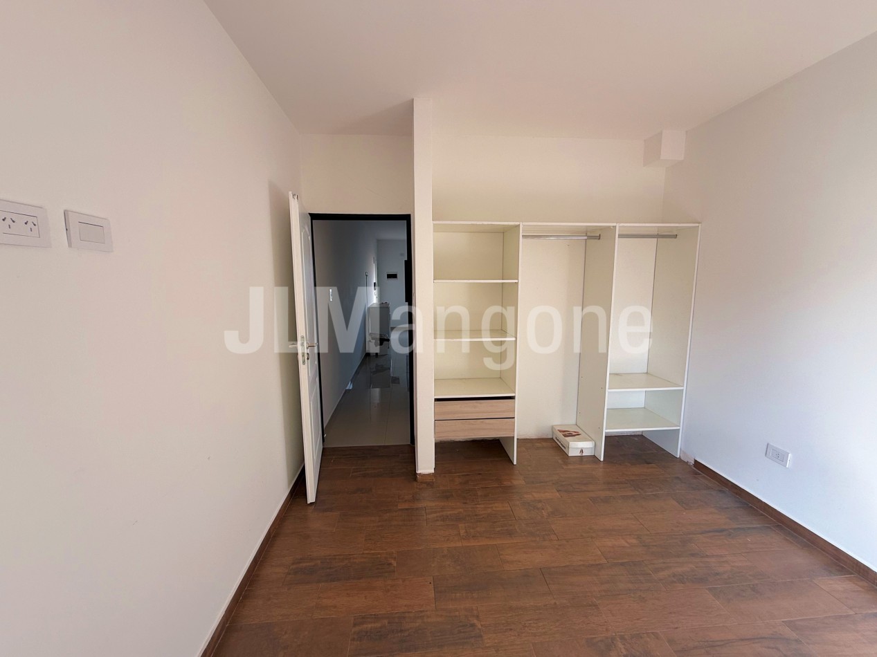 Departamento 2 ambientes con cochera