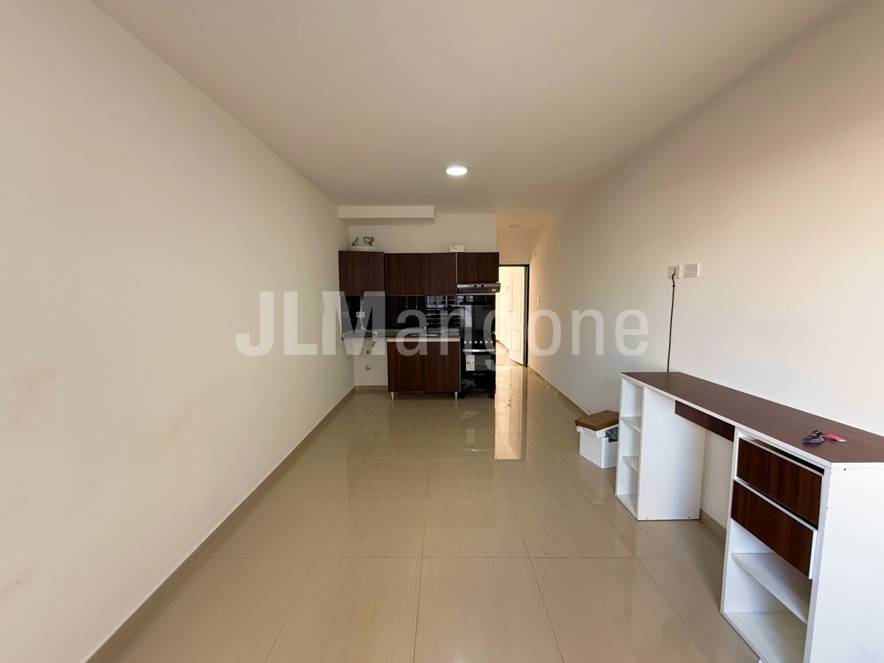 Departamento 2 ambientes con cochera