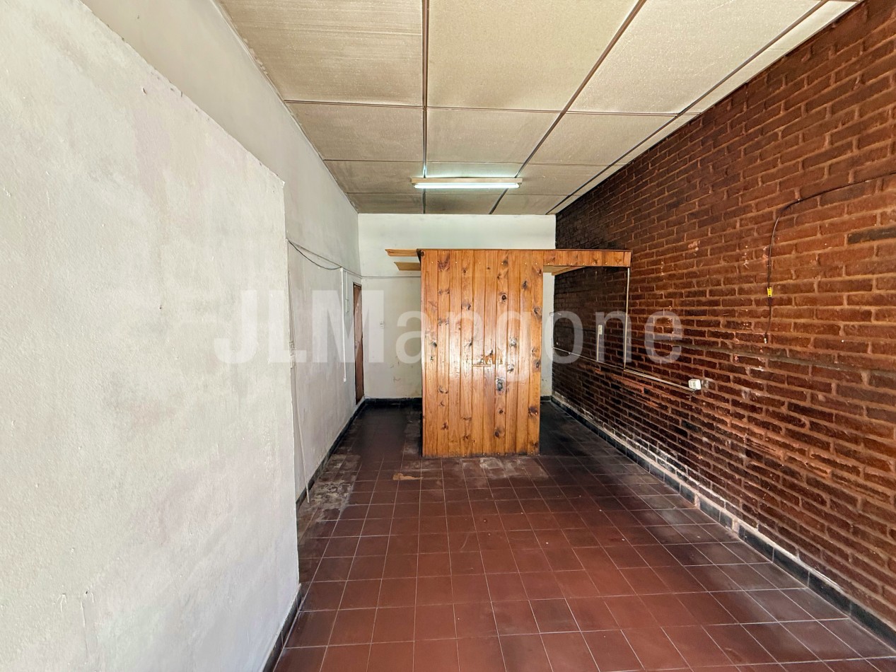 Local 25 m2 sobre Arieta