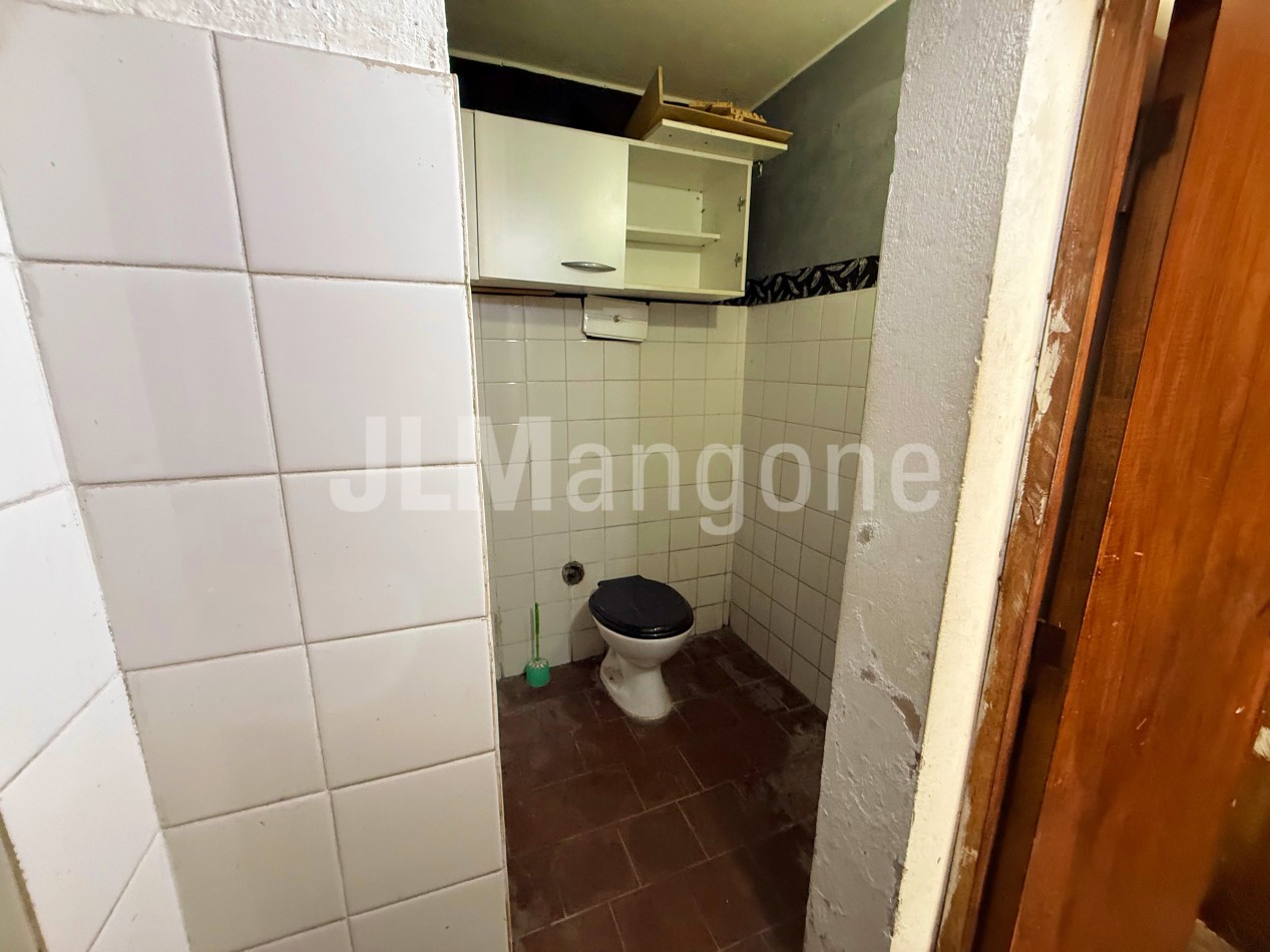 Local 25 m2 sobre Arieta