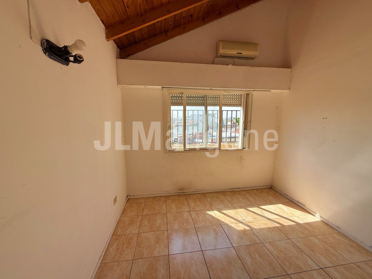 Penthouse 4 ambientes con terraza privada