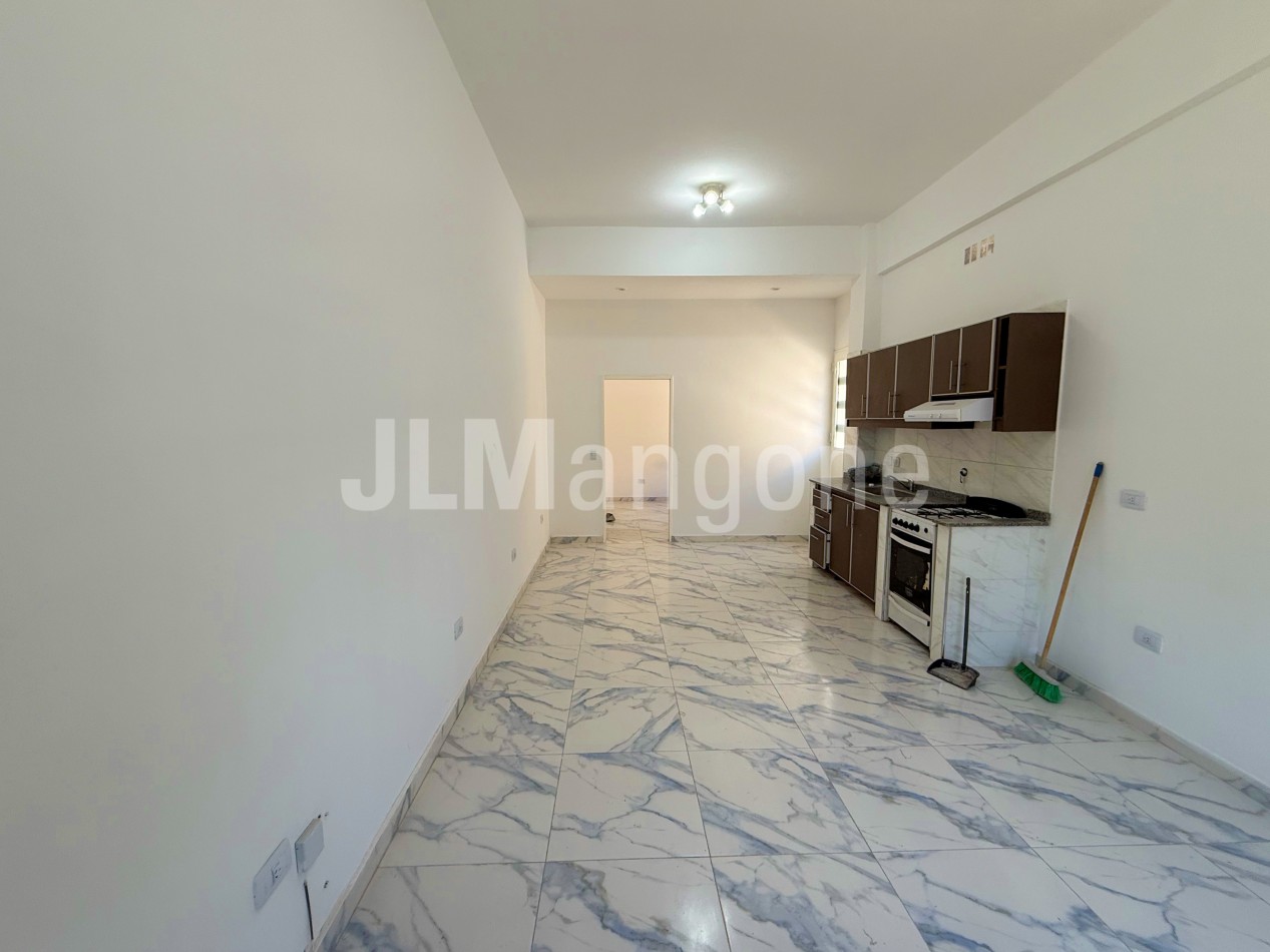 Ph 2 ambientes con cochera y patio